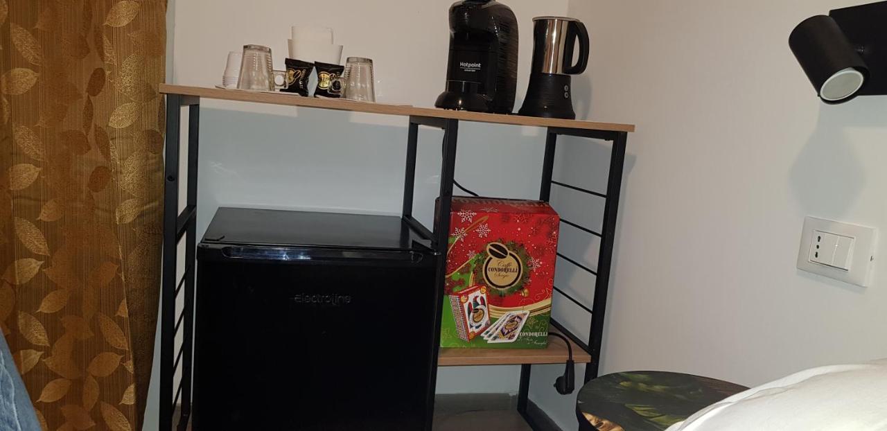 Hotel La Fleur Syrakuzy Pokój zdjęcie