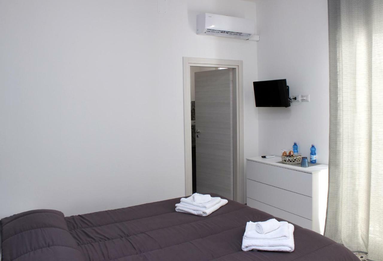 Hotel La Fleur Syrakuzy Zewnętrze zdjęcie